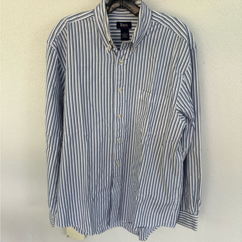 Bass Blue and White Casual or work Button Down Shirt, size - M